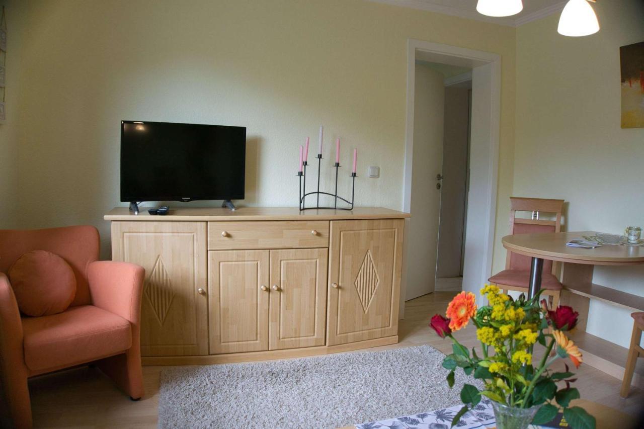 F-1042 Ferienwohnung Enna Sellin  外观 照片