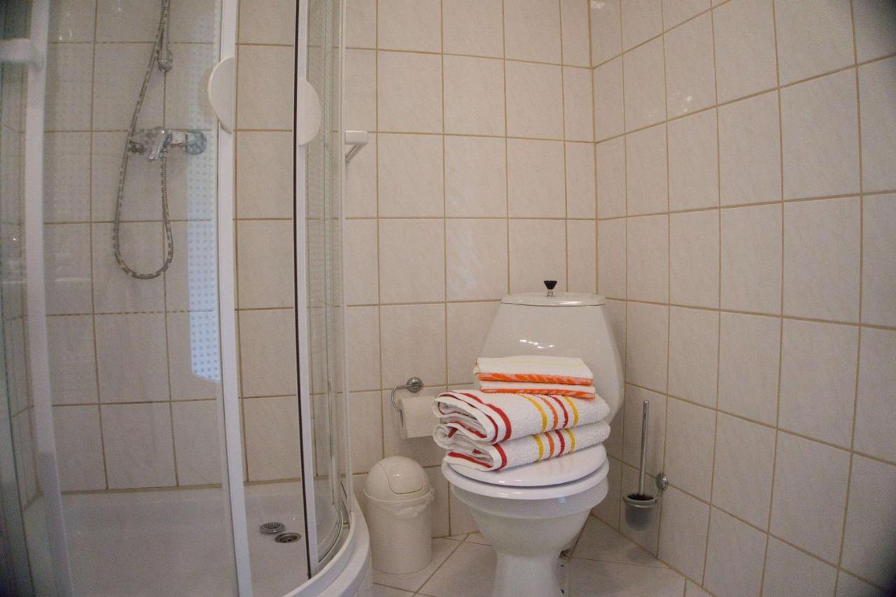 F-1042 Ferienwohnung Enna Sellin  外观 照片